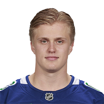 Photo of Elias Pettersson